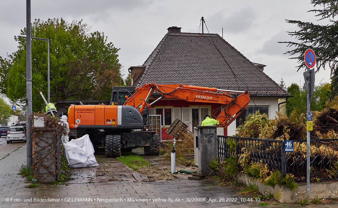 26.04.2022 - Baustelle Niederalmstraße 16